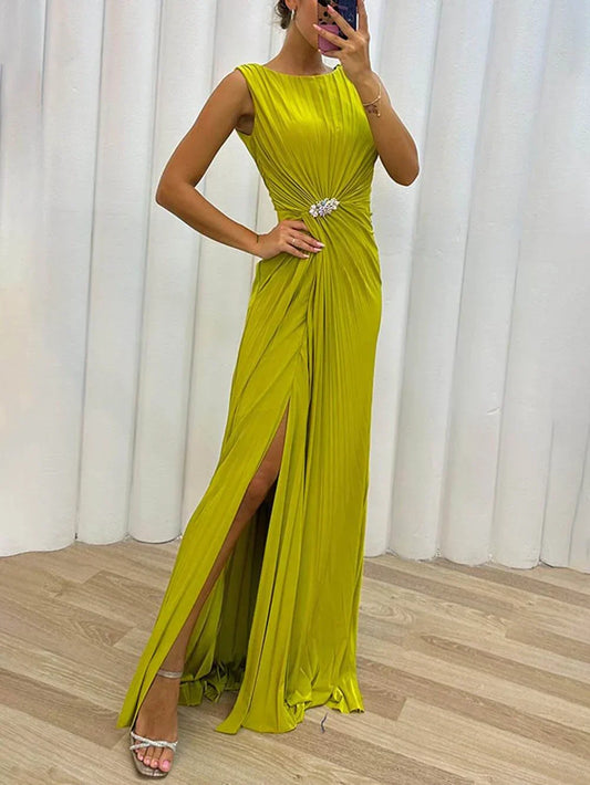 Yael™ | Abito Elegante con Collo Alto