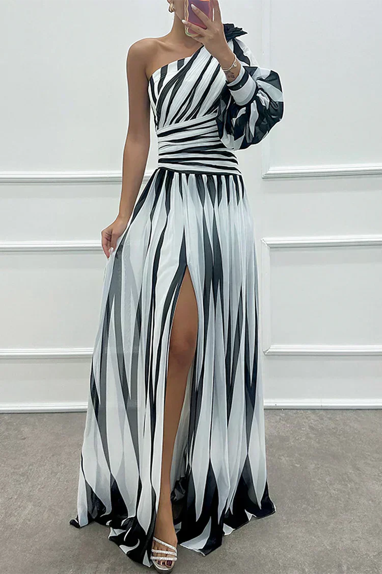 Chiara™ | Abito Maxi a Righe con Spalla Scoperta