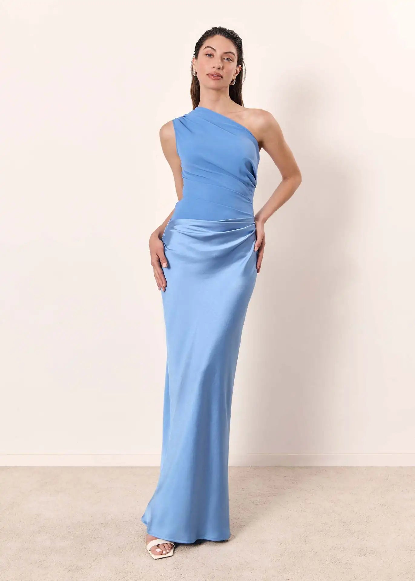Luna™ | Vestito Maxi in Satin con Spacco