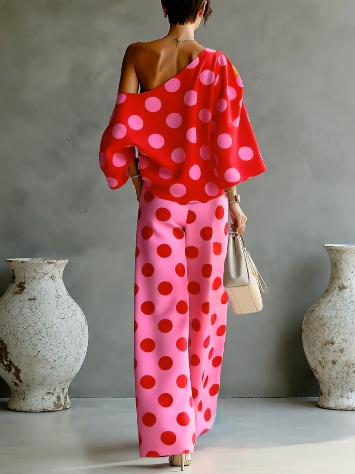 Chiara™ | Set Off-Shoulder Rosa a Pois con Pantaloni Larghi