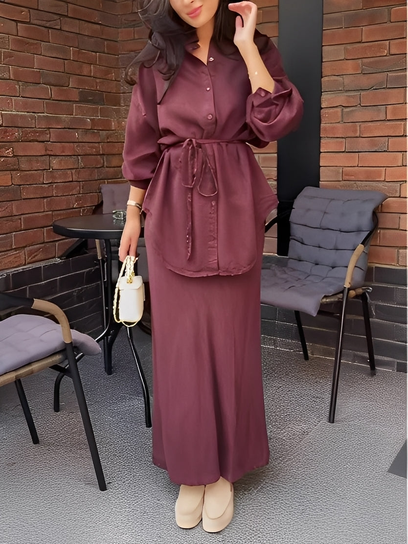 Radomira – completo con blusa annodata